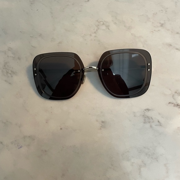 NWOB Cristian Dior UltraDior SU Boao square black and gold sunglasses - Picture 1 of 10